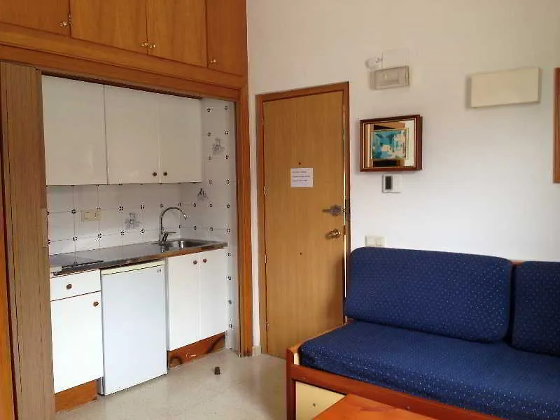 Apartamentos Santi Lloret de Mar España