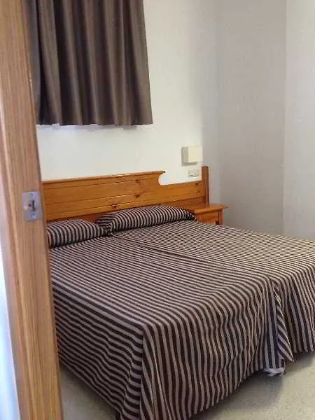 Apartament Apartamentos Santi Lloret de Mar Hiszpania