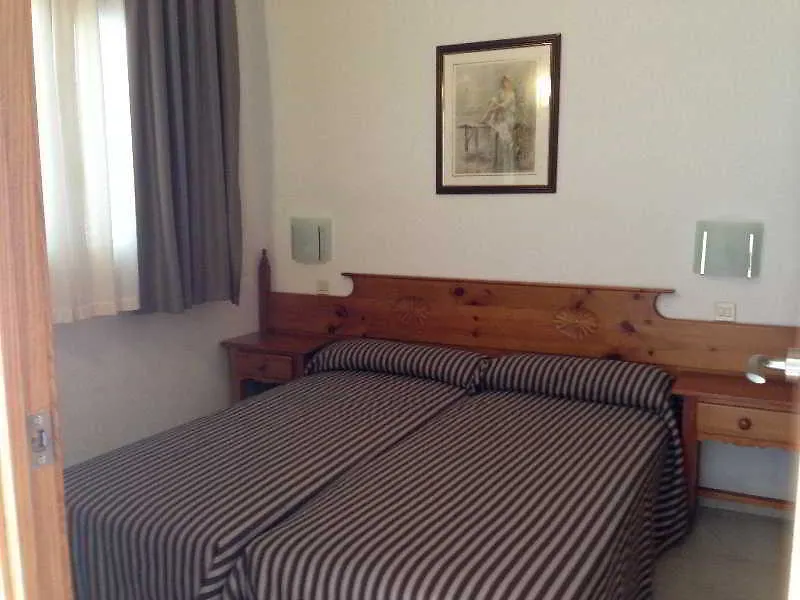 Apartamentos Santi Lloret de Mar 0*,  Hiszpania